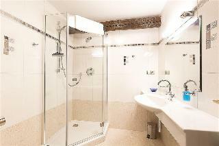 Hotel Kr?�n?v D?m