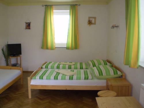 Hostal Pension Maate