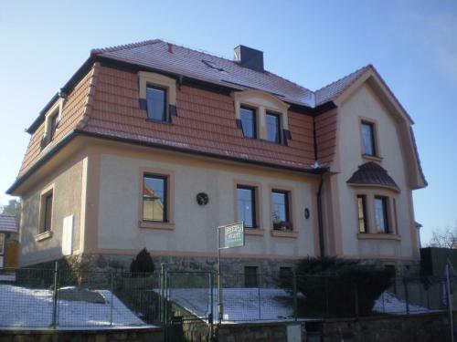Hostal Pension Maate