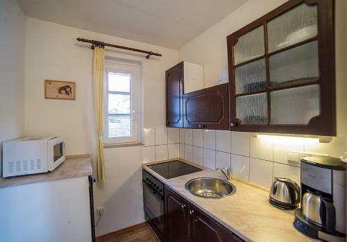 Hostal Pension Jana