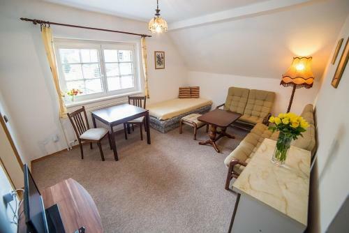 Hostal Pension Jana