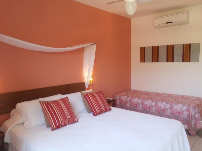 Hostal Pousada Caminho Das Aroeiras