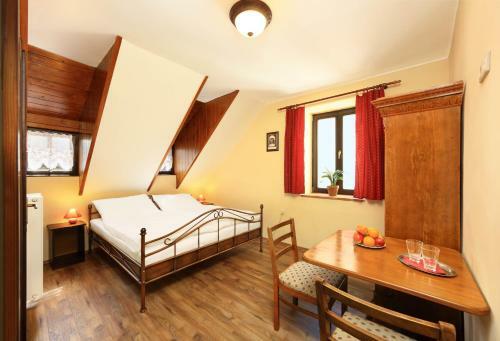 Hostal Pension Teddy