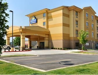 Motel Days Inn And Suites Russelville