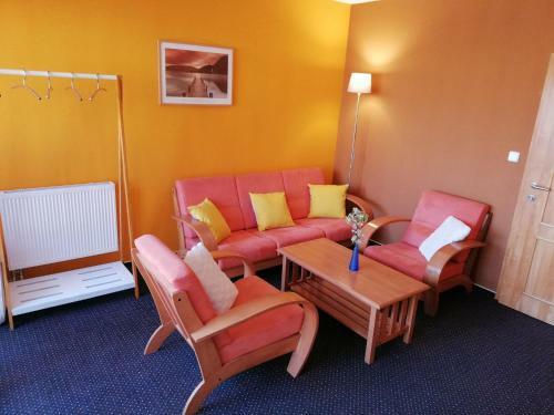 Hostal Pension Three