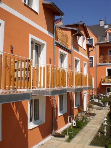Hostal Pension Three