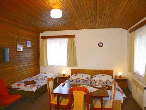 Hostal Pension Faema