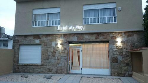 Fonte Di Trevi Hotel