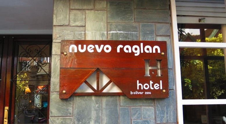 Hotel Raglan