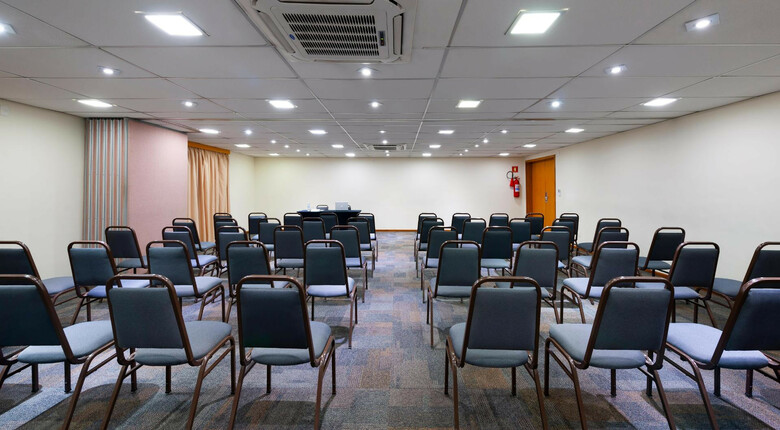 Hotel Matiz Bar�o Geraldo