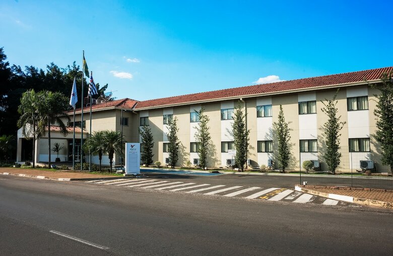 Hotel Matiz Bar�o Geraldo