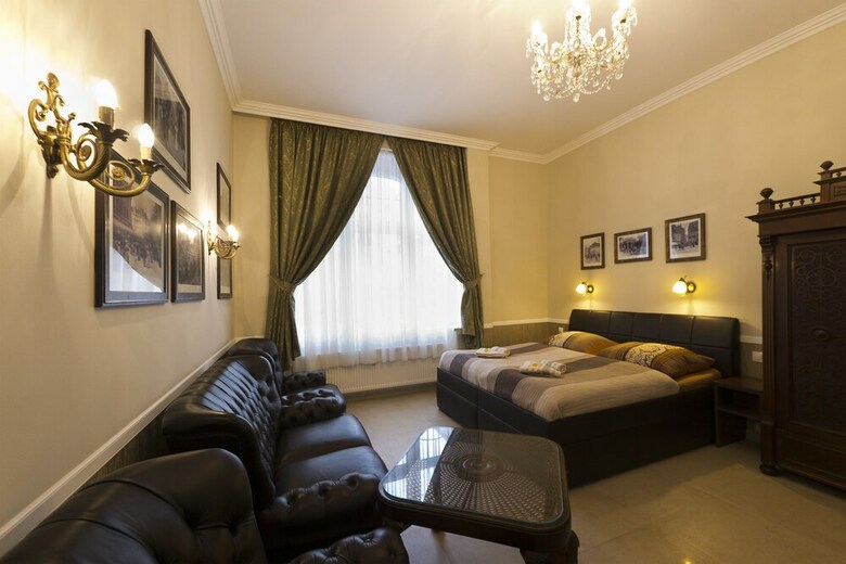 Apartment - Karla Capka Street