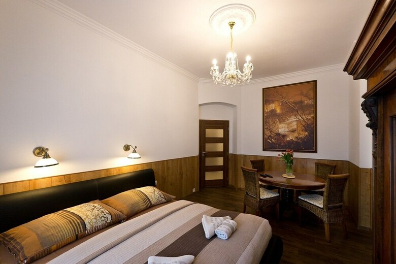 Apartment - Karla Capka Street
