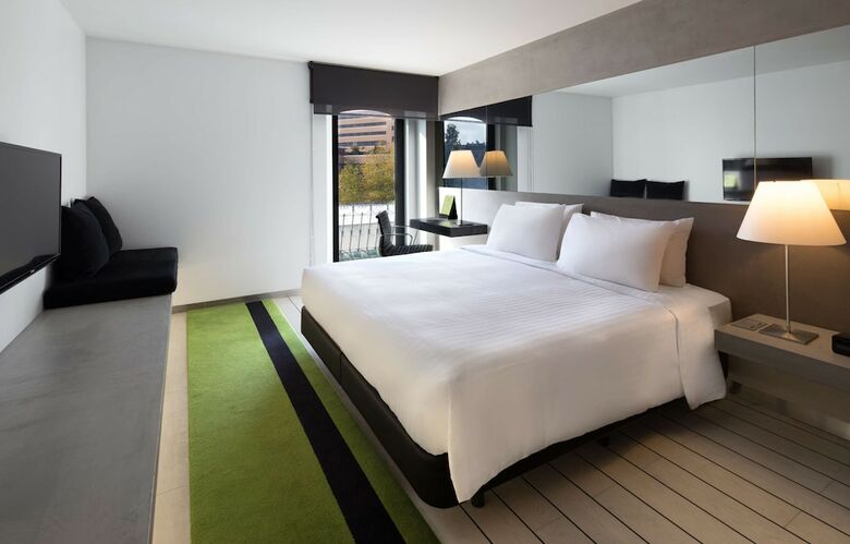 Hotel Double Tree Hilton Fontana