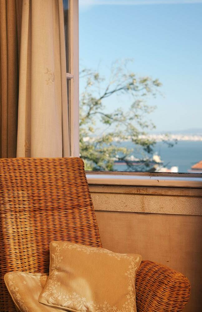 Hotel Solar Do Castelo