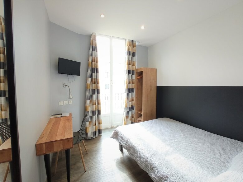 Hotel H33 H�tel