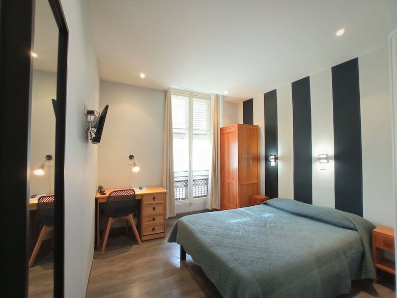 Hotel H33 H�tel