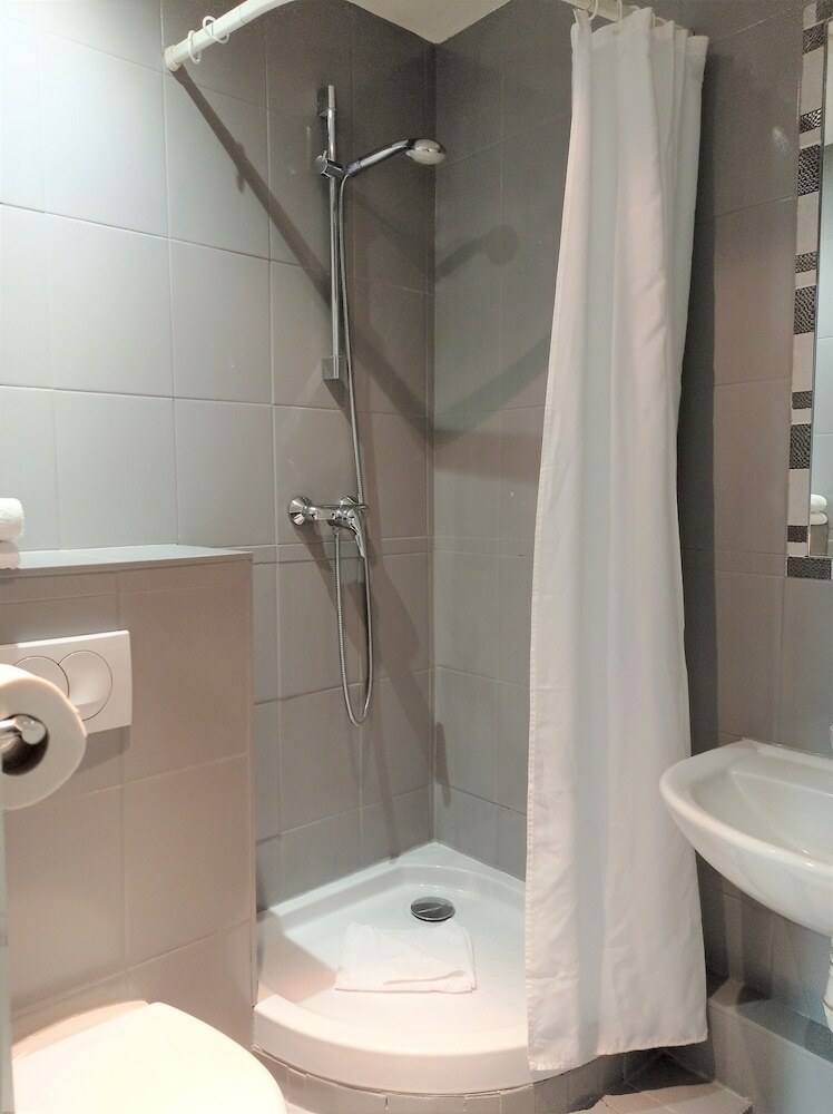 Hotel H33 H�tel