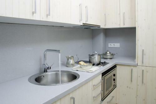 Classbedroom Apartments I