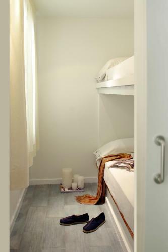 Classbedroom Apartments I