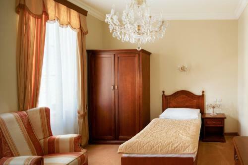 L�ze?sk� Hotel Moskevsk� Dv?r