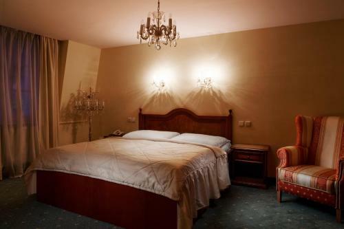 L�ze?sk� Hotel Moskevsk� Dv?r