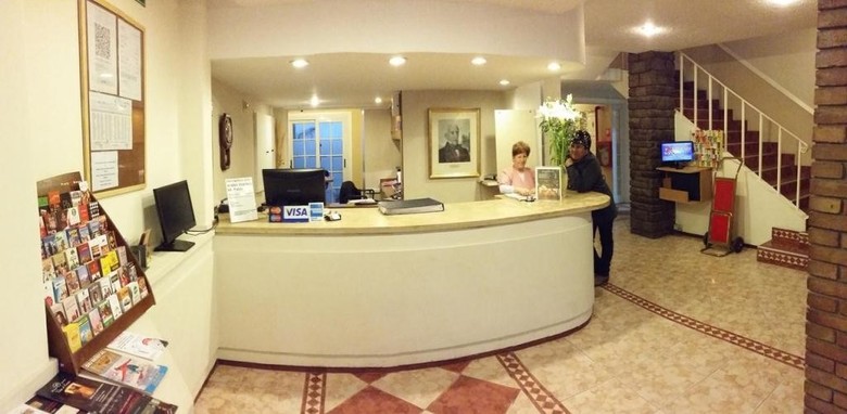 Hotel San Mart�n