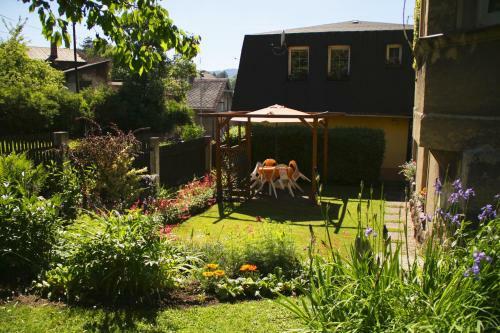 Hostal Penzion Mini
