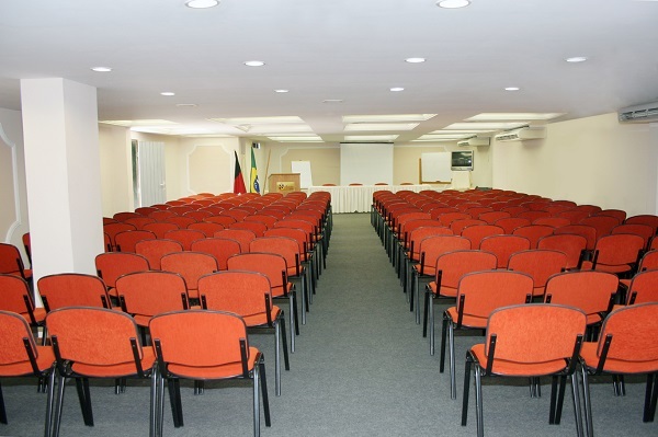 X�nius Hotel