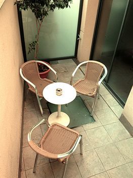 Bon Moustache Boutique Hostel