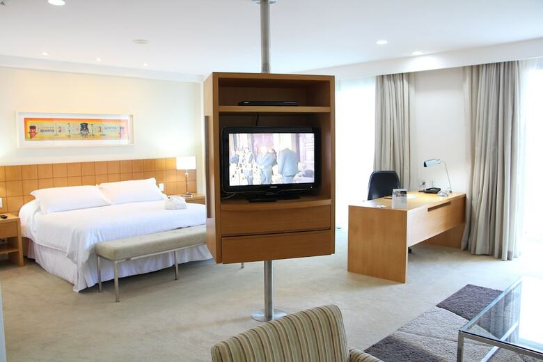Hotel Four Points By Sheraton Maca�