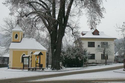 Hostal Holiday House Mal� Sk�la