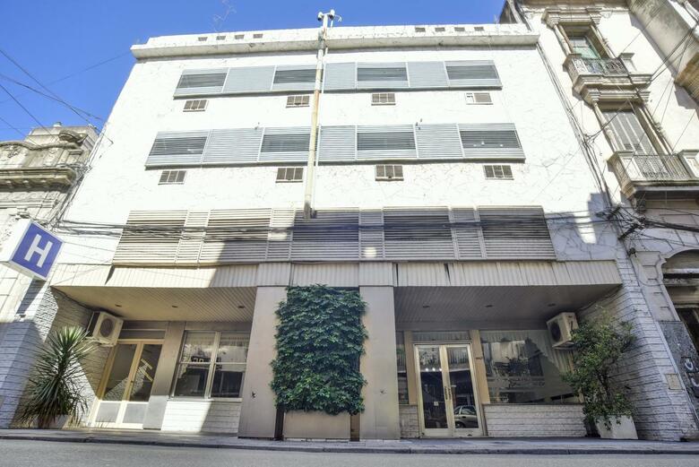 Nuevo City Hotel