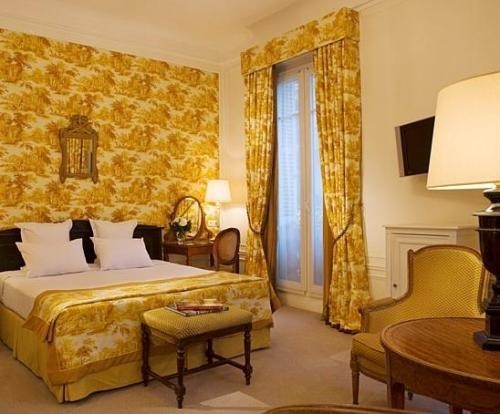Claridge Hotel