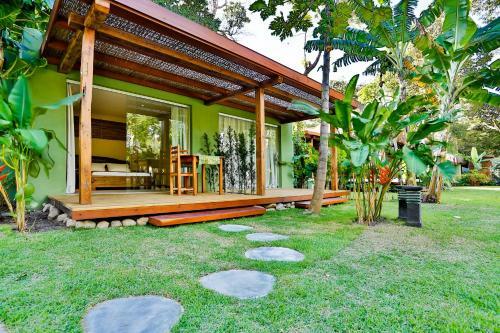 Hostal Legian Villa Hotel