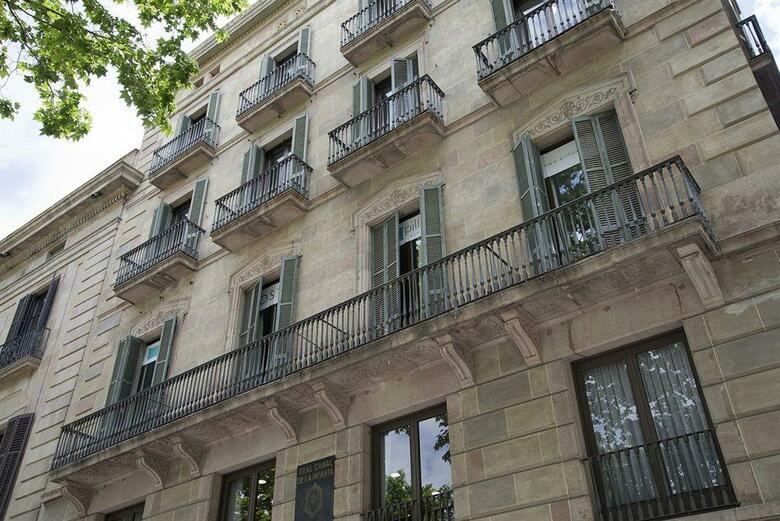 Hostal Ramblas By Pillow