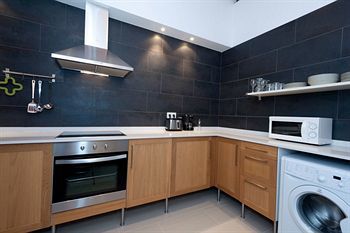 Fuster Apartments
