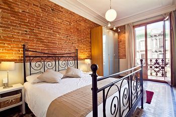 Fuster Apartments