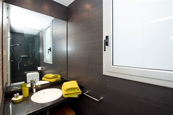 Fuster Apartments