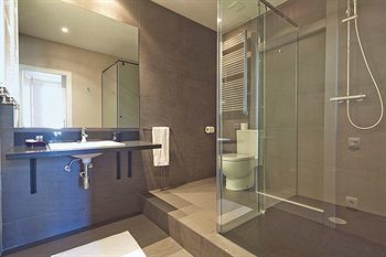 Fuster Apartments