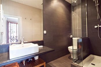 Fuster Apartments