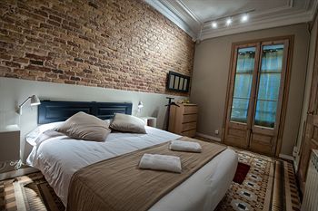 Fuster Apartments