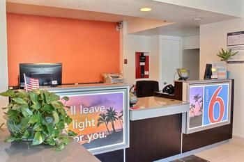 Motel 6 Atascadero