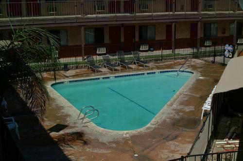 Motel Best Economy Inn & Suites