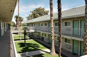 Motel 6 Bakersfield East
