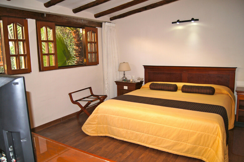 Hotel Suites Colibri