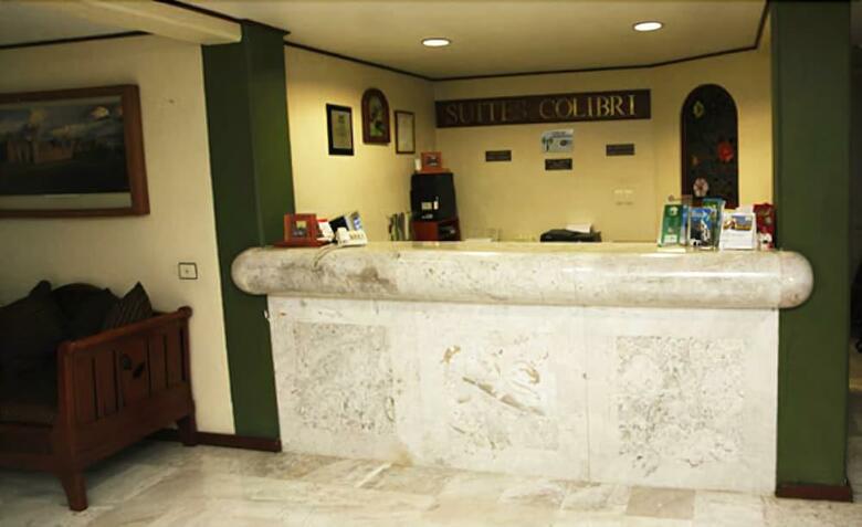 Hotel Suites Colibri