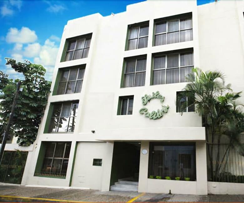 Hotel Suites Colibri