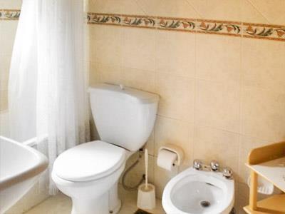 Lodge Caba�as Nonthue