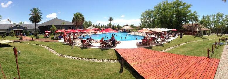 Hotel Howard Johnson Marinas & Resort